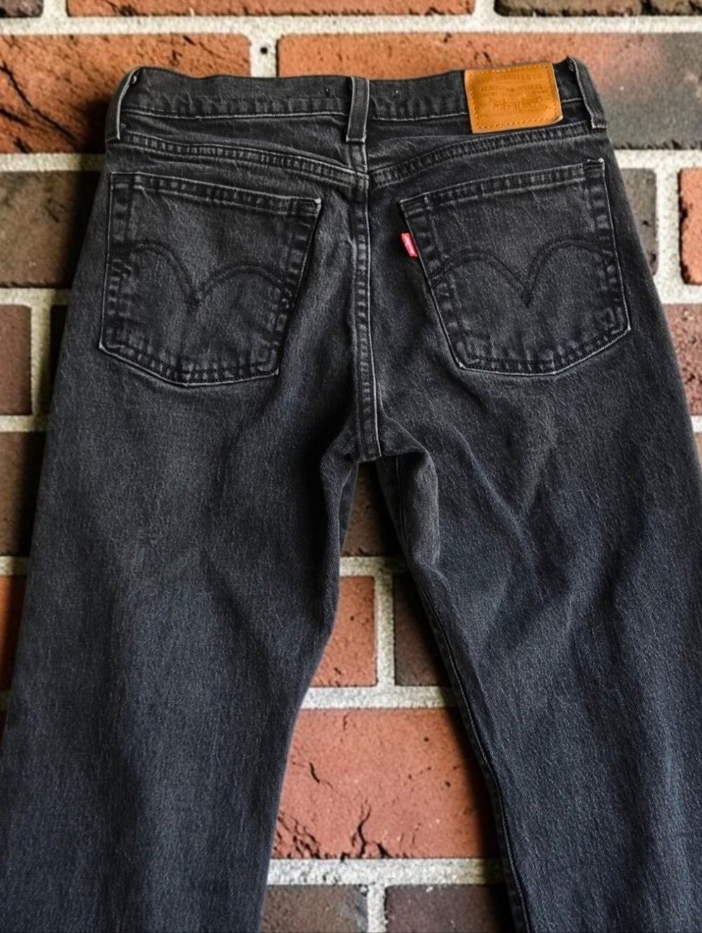 Levi’s Premium Wedgie Bootcut Jeans 26 Black Wash High Rise Button Fly - Picture 8 of 9
